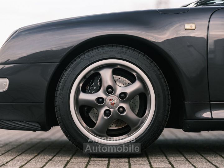 Porsche 911 / 993 Carrera - 7