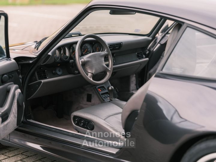 Porsche 911 / 993 Carrera - 15