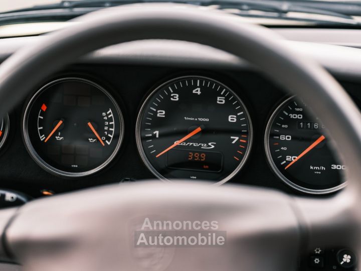 Porsche 911 / 993 Carrera - 30