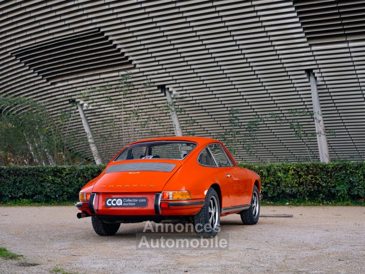 Porsche 911 - 8