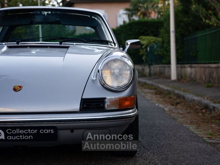 Porsche 911 1973 – Porsche 911 2.4L T Targa - 4