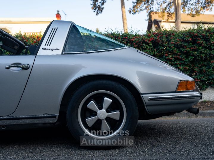 Porsche 911 1973 – Porsche 911 2.4L T Targa - 10