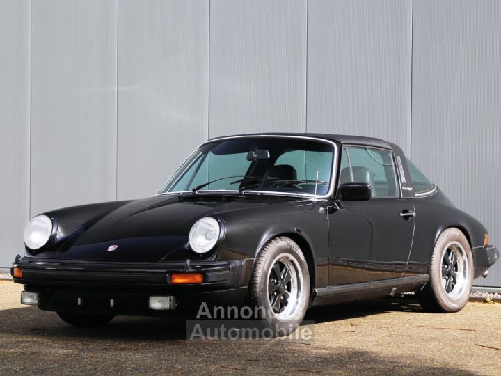 Porsche 911 2.7S Targa 2.7L Flat Six producing 165 bhp - 25