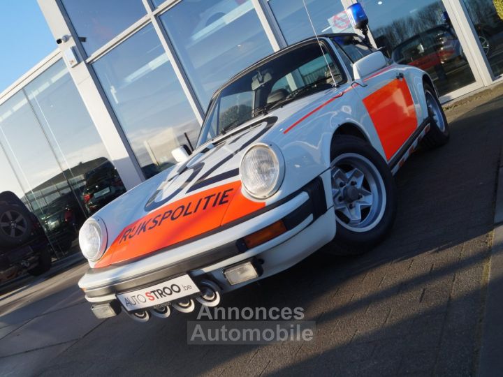 Porsche 911 3.0 SC Targa Rijkspolitie “Alex 82” - 2