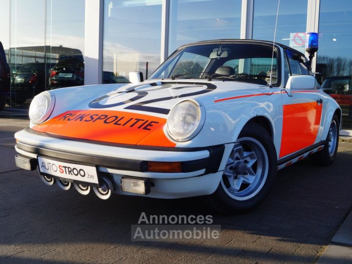 Porsche 911 3.0 SC Targa Rijkspolitie “Alex 82” - 28