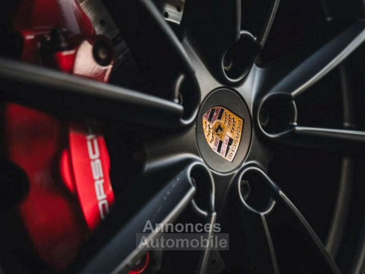 Porsche 911 3.0 Turbo Coupé S PDK 450 PK - 17