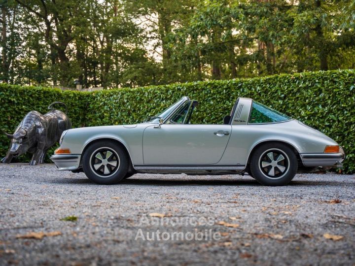 Porsche 911 911E Targa - 5