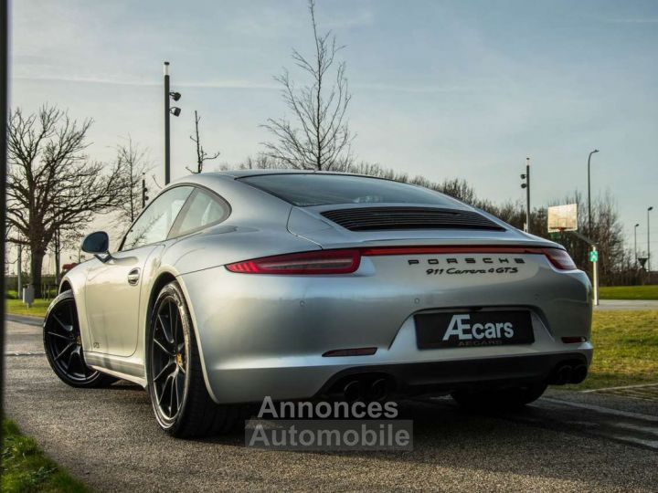 Porsche 911 991 CARRERA 4 GTS - 1