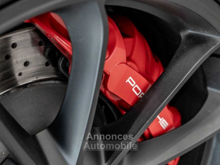 Porsche 911 991.2 GT3 Clubsport Lift Chrono BOSE Camera Carbon - 45