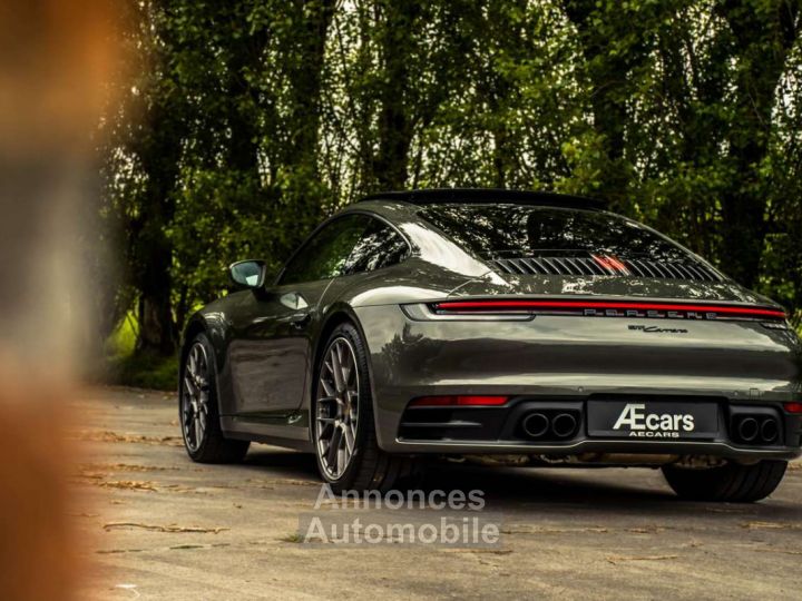 Porsche 911 992 CARRERA - 5