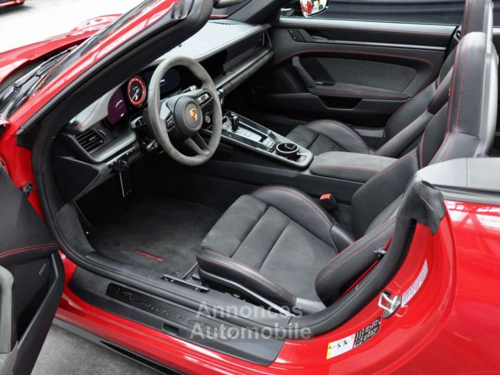 Porsche 911 992 Carrera 4 GTS Cabriolet 3.0 Bi-Turbo PDK - 8