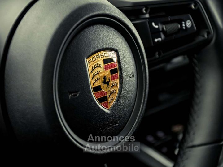 Porsche 911 992 CARRERA S - 22