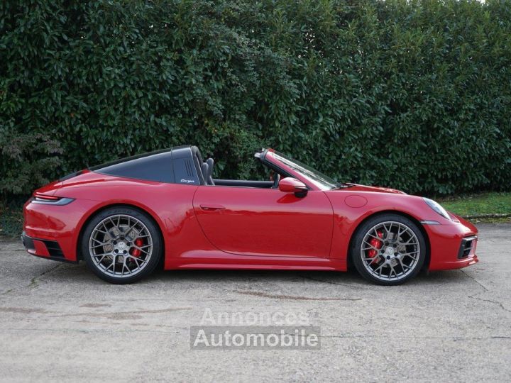 Porsche 911 992 TARGA 4 3.0L 385 CH PDK - Echappement Sport - BOSE - Jantes RS - Carbone - SportDesign - PDLS+ - Sièges 18 positions - 59