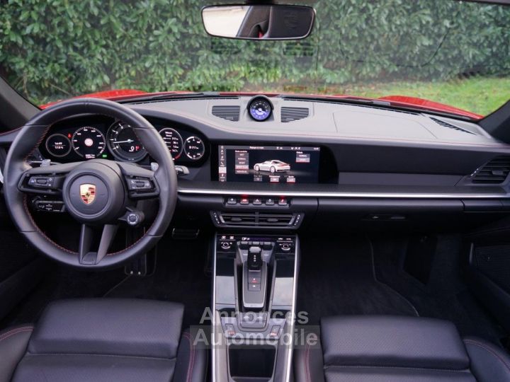 Porsche 911 992 TARGA 4 3.0L 385 CH PDK - Echappement Sport - BOSE - Jantes RS - Carbone - SportDesign - PDLS+ - Sièges 18 positions - 34