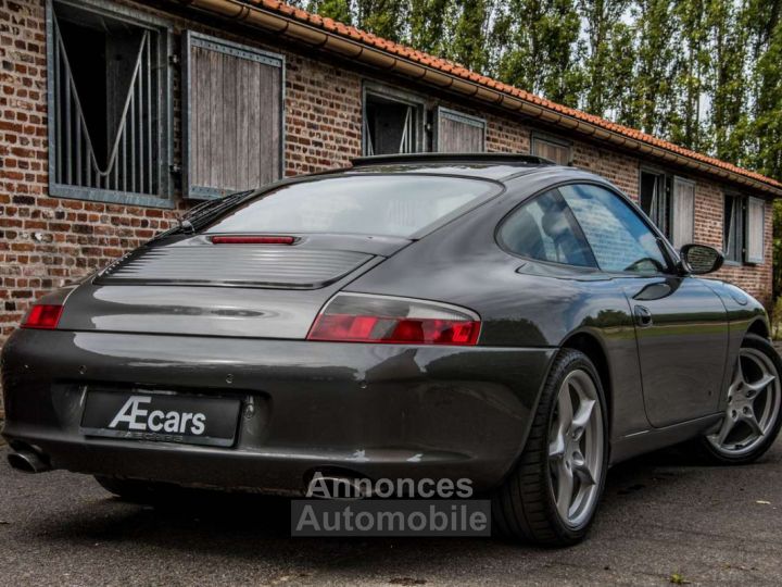 Porsche 911 996 CARRERA 4 - 4