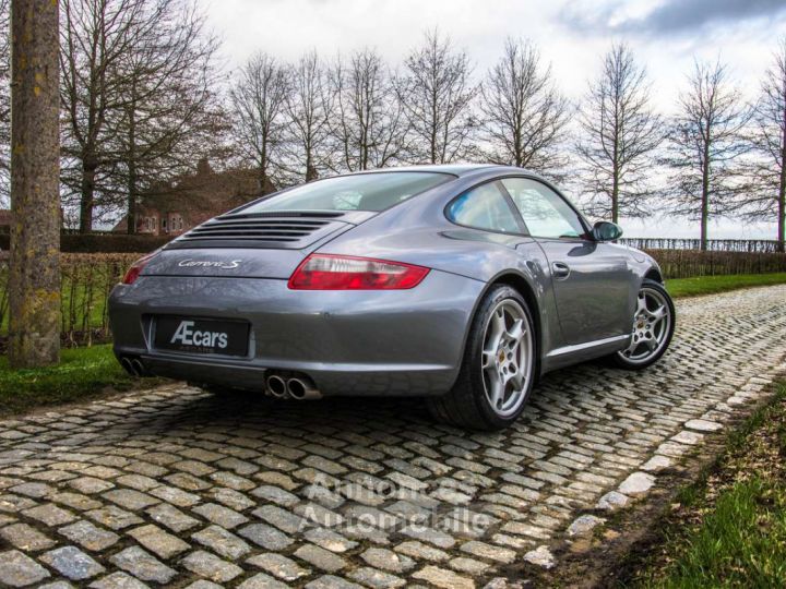 Porsche 911 997 CARRERA S - 4