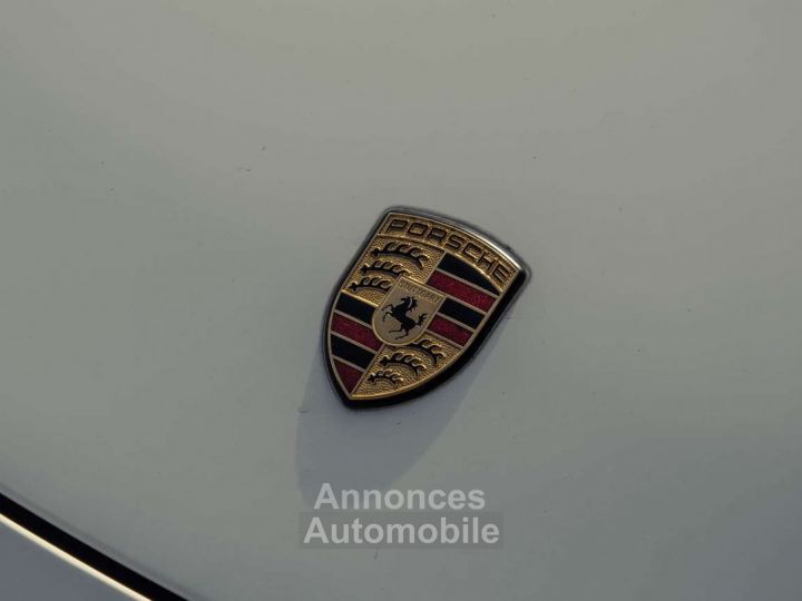 Porsche 911 997 TARGA 4S - 8