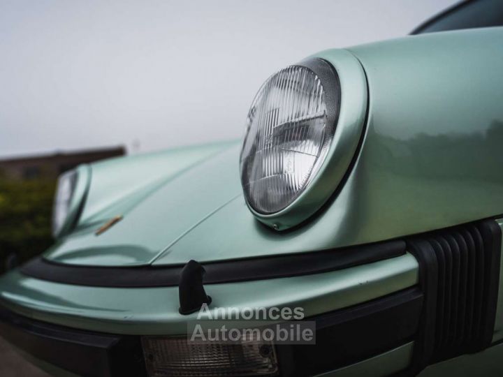 Porsche 911 Carrera 3.0 Targa Ice Green Metallic - 4