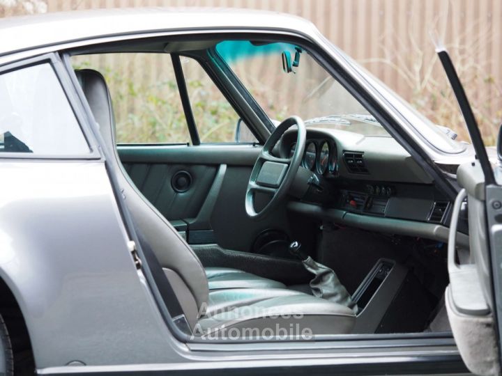 Porsche 911 Carrera 3.2 915 - 1986 - 9