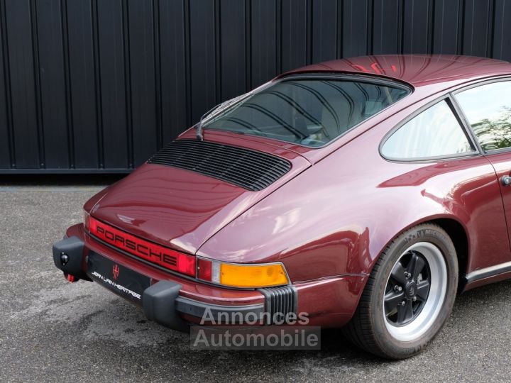 Porsche 911 CARRERA 3.2 COUPE 915 - 8