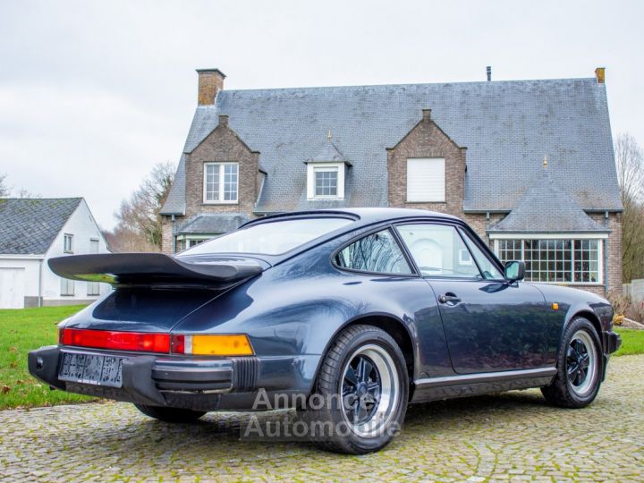 Porsche 911 Carrera 3.2 Coupé Jubileum 25th Anniversary Edition G50 - SPECIAL EDITION - BELG - OLDTIMER - LEDER - AIRCO - SPOILER  - 8