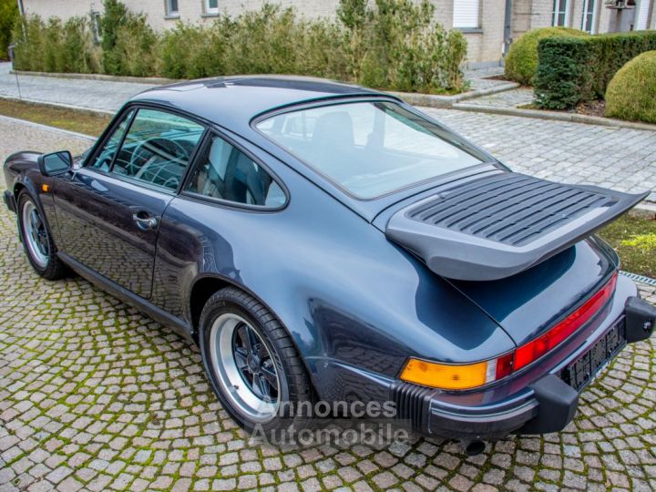 Porsche 911 Carrera 3.2 Coupé Jubileum 25th Anniversary Edition G50 - SPECIAL EDITION - BELG - OLDTIMER - LEDER - AIRCO - SPOILER  - 14