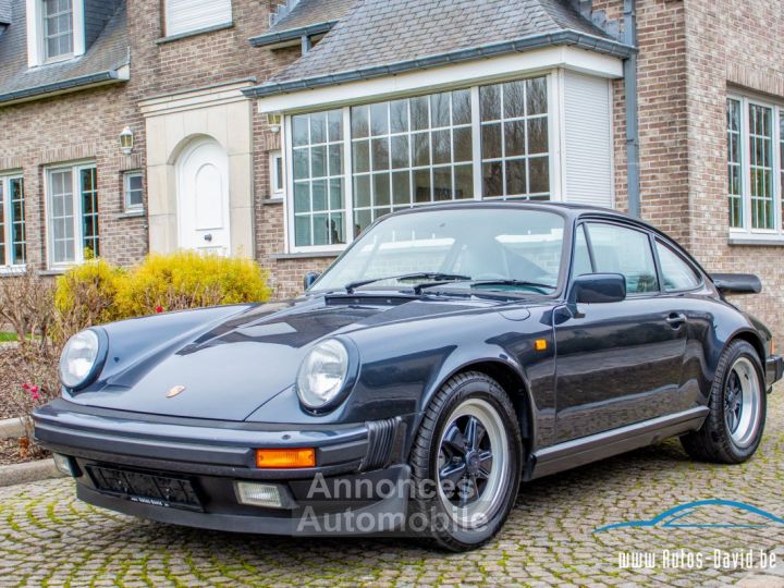 Porsche 911 Carrera 3.2 Coupé Jubileum 25th Anniversary Edition G50 - SPECIAL EDITION - BELG - OLDTIMER - LEDER - AIRCO - SPOILER  - 44