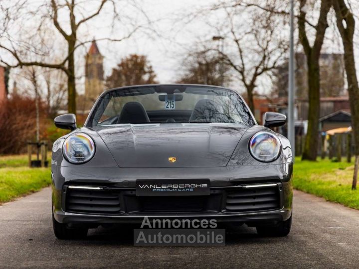 Porsche 911 Carrera Cabrio PDK - 3