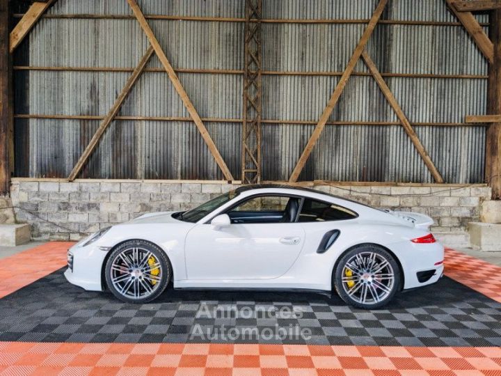 Porsche 911 COUPE (991) TURBO - 4