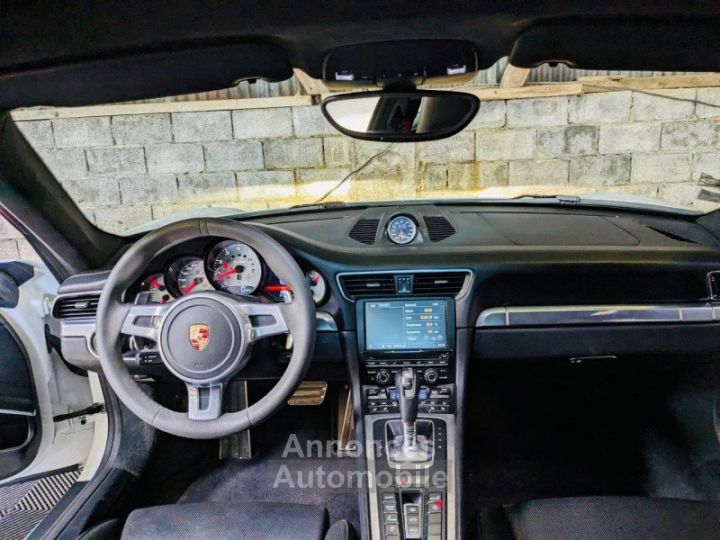 Porsche 911 COUPE (991) TURBO - 11