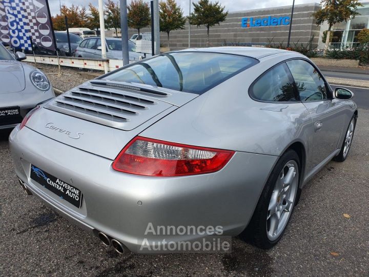 Porsche 911 COUPE (997) CARRERA S - 6