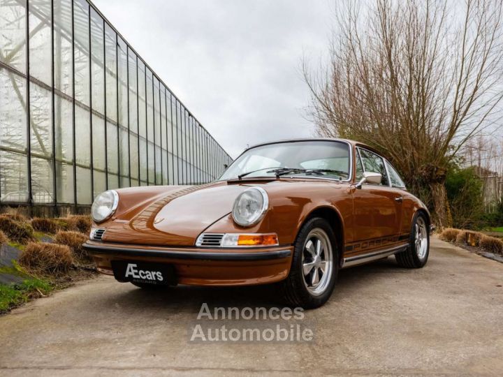 Porsche 911 E MANUAL MATCHING NUMBERS COLLECTORS ITEM - 38