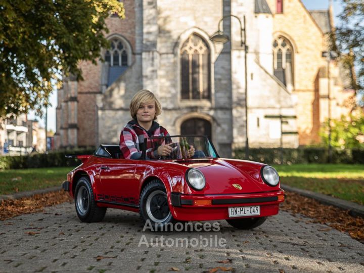 Porsche 911 Junior - 1