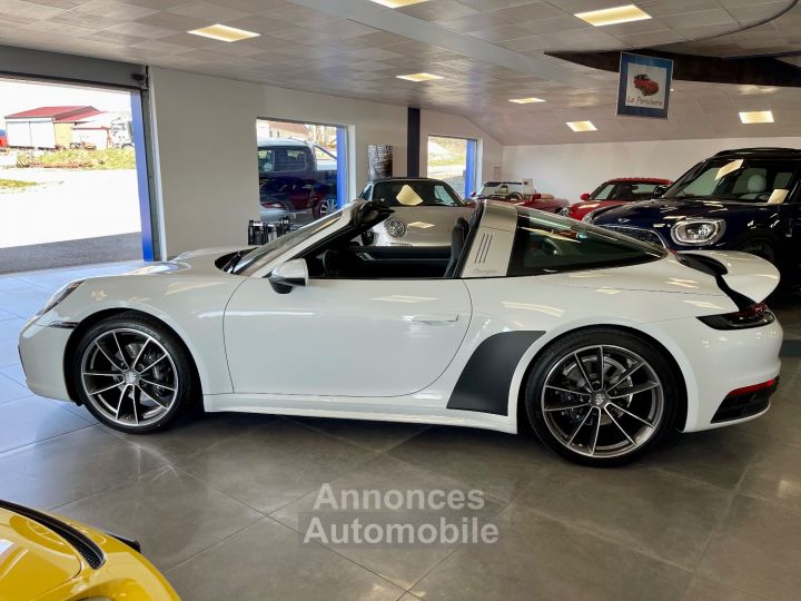 Porsche 911 PORSCHE 911 (992) TARGA 3.0 385 4 - 5