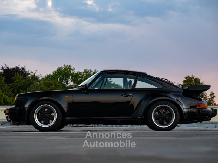 Porsche 911 "Turbo" - 8