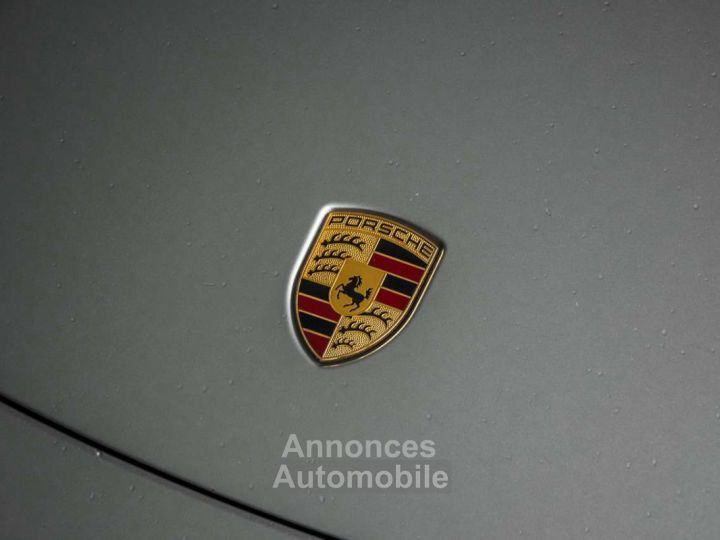 Porsche 911 Targa 4 - 8