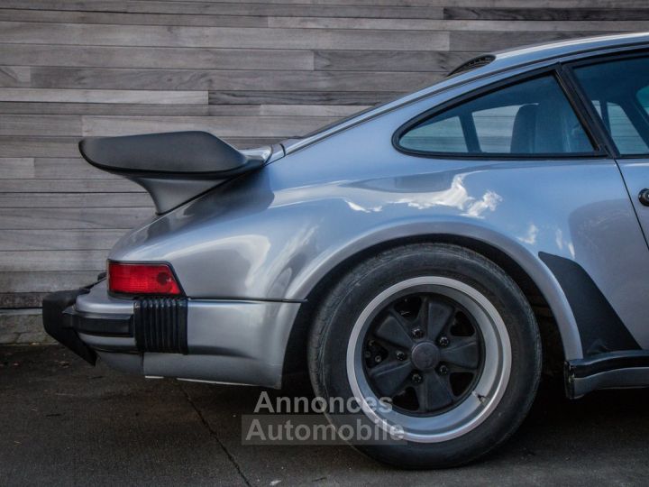 Porsche 911 Turbo 930 3.3 Turbo Manueel - OLDTIMER - LEDER - AIRCO - OPEN DAK - 13