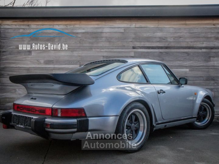 Porsche 911 Turbo 930 3.3 Turbo Manueel - OLDTIMER - LEDER - AIRCO - OPEN DAK - 31