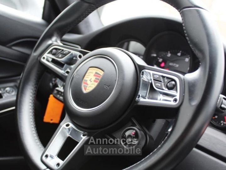 Porsche 911 TYPE 991 PHASE 2 (991) (2) CARRERA 4 GTS PDK - 19