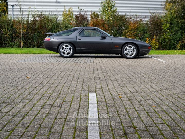 Porsche 928 - 5