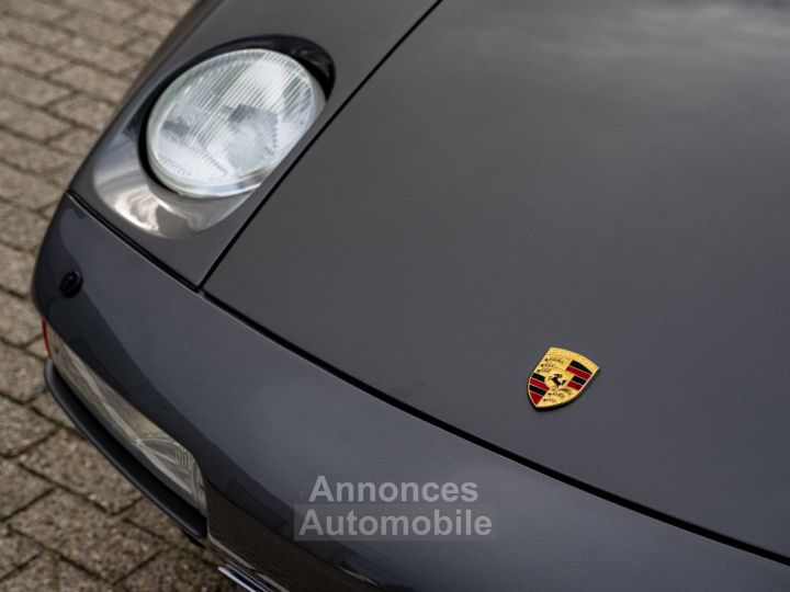 Porsche 928 - 12