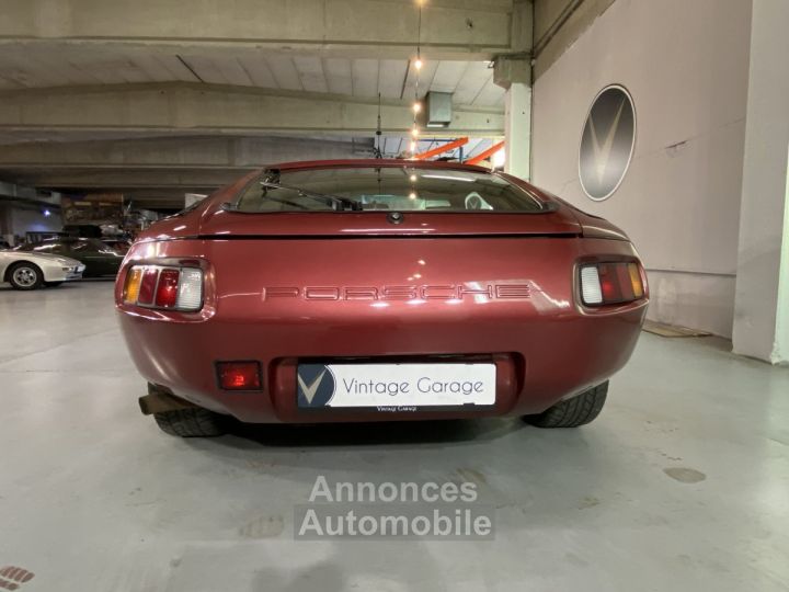 Porsche 928 - 14