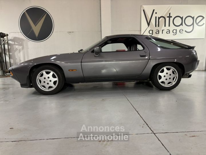 Porsche 928 S - 14