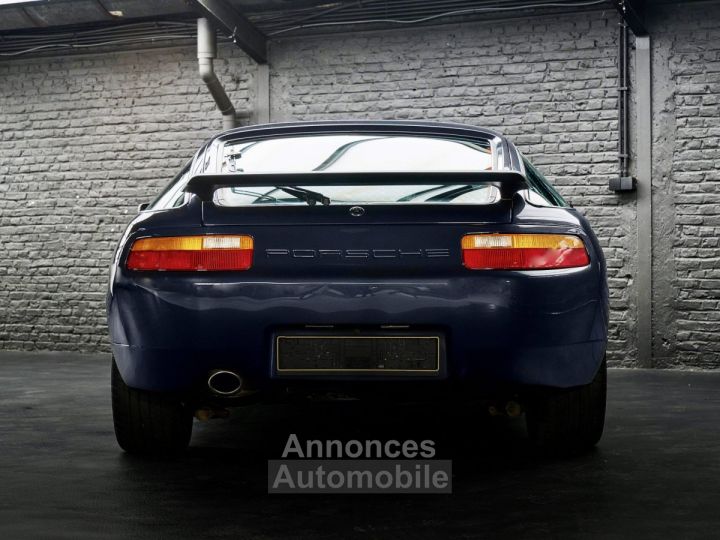 Porsche 928 S4 - 4