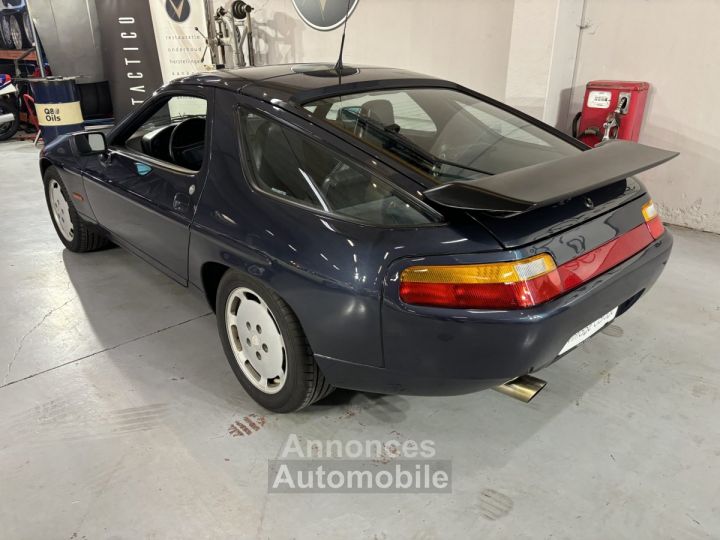 Porsche 928 S4 - 11