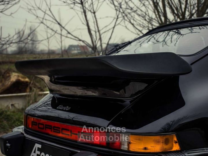 Porsche 930 911 TURBO - 15