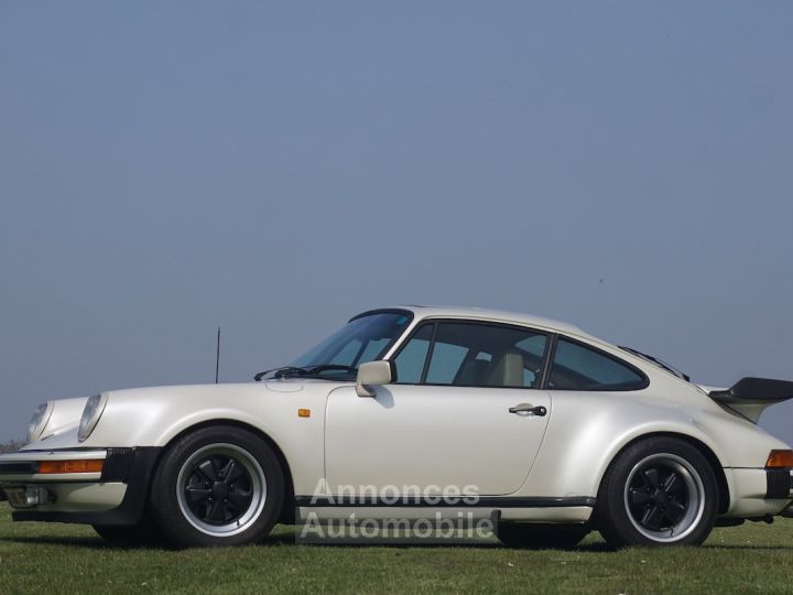 Porsche 930 Turbo - 1983 - 1