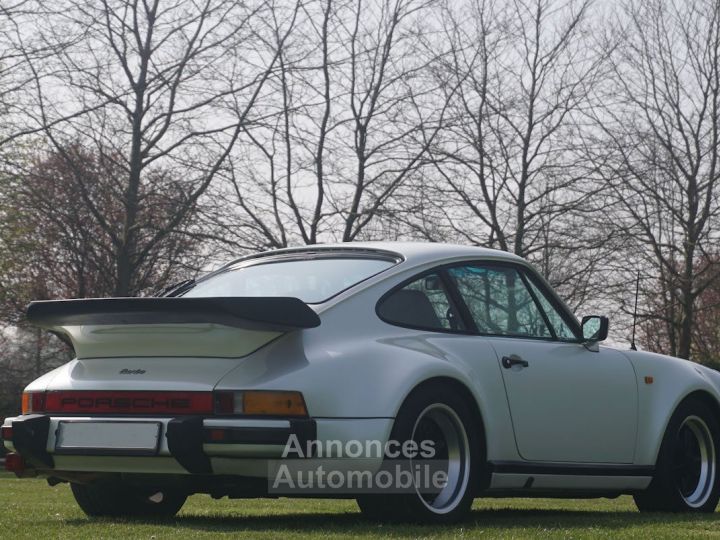 Porsche 930 Turbo - 1983 - 2