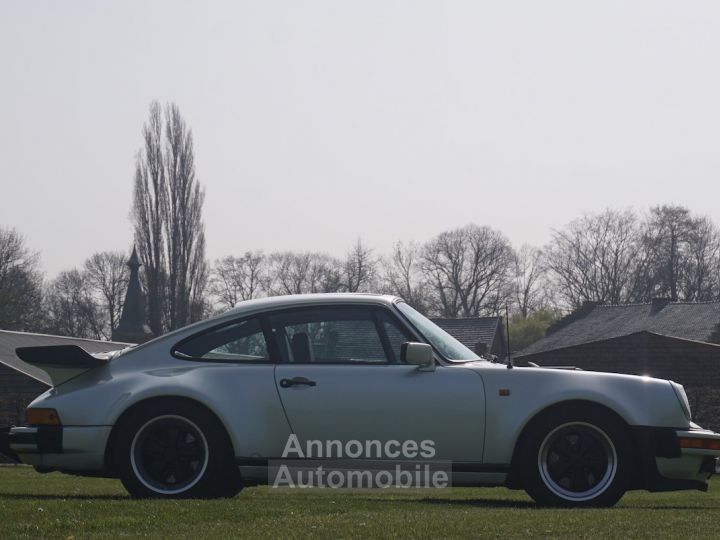 Porsche 930 Turbo - 1983 - 10