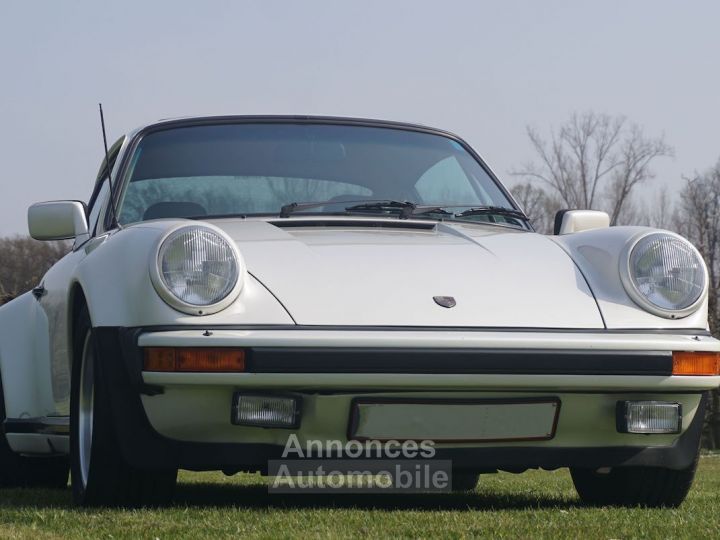 Porsche 930 Turbo - 1983 - 13